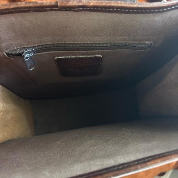 Brighton Vintage Crocodile Embossed Handbag 10“ x 12“ x 3“ - Picture 11 of 15